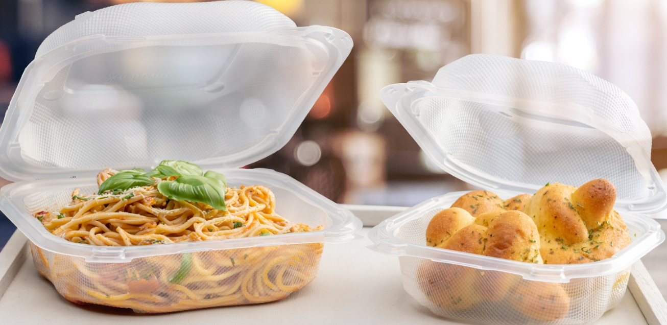 現在市場で入手可能なプラスチック製の箱にはどのような種類がありますか?