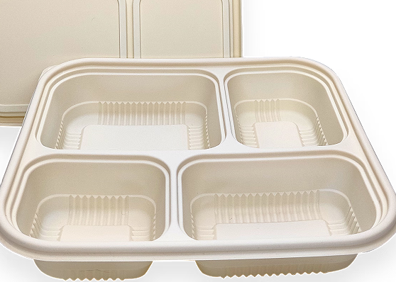 汚れに対する耐性の点で、プラスチック製の食品トレイと木製の食品トレイはどう異なりますか?